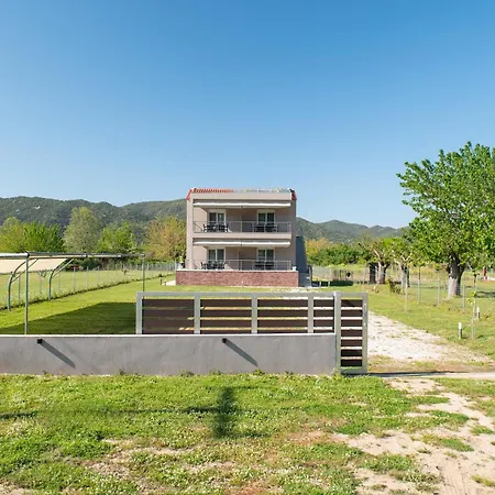 Casa Bambino * Sykia Chalkidikis
